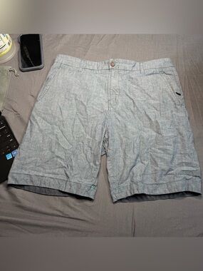 VISSLA Light Blue Chambray Flat Front Men's Shorts